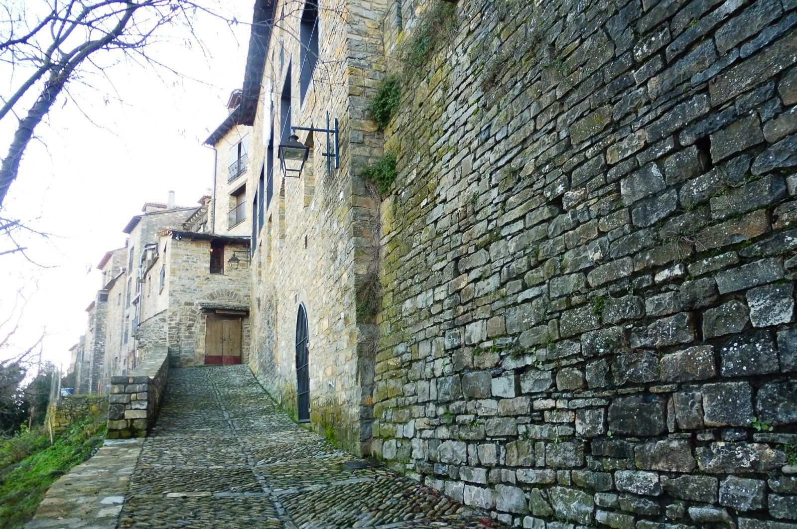 Siete comarcas altoaragonesas contarán con alguna escuela taller o taller de empleo en su territorio.