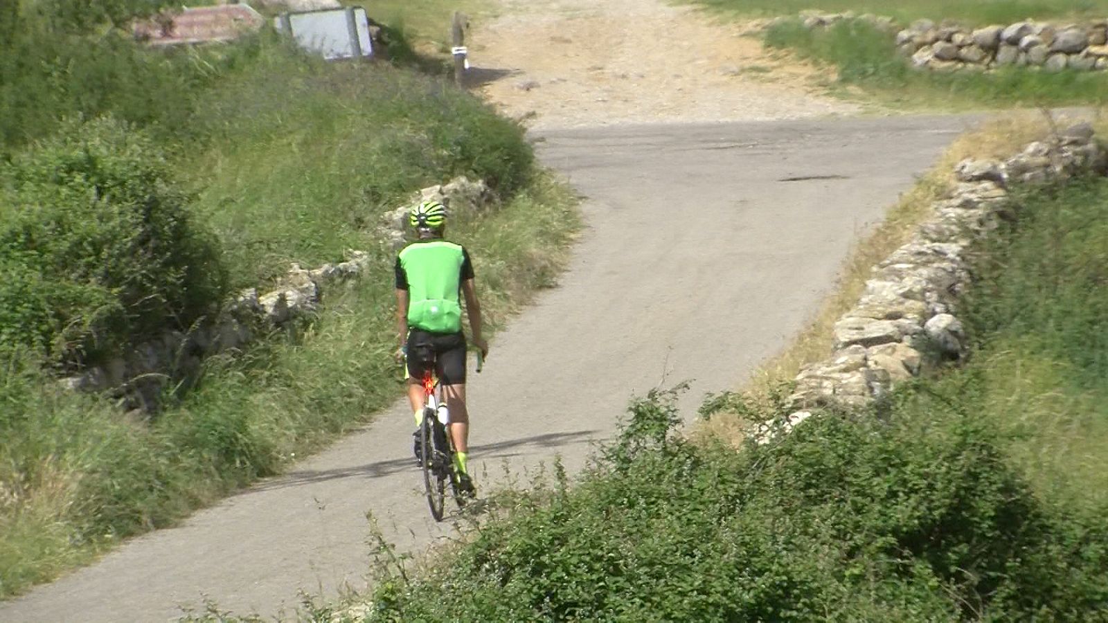 El Gobierno permitirá hacer deporte en solitario y pasear en familia a partir del 2 de mayo