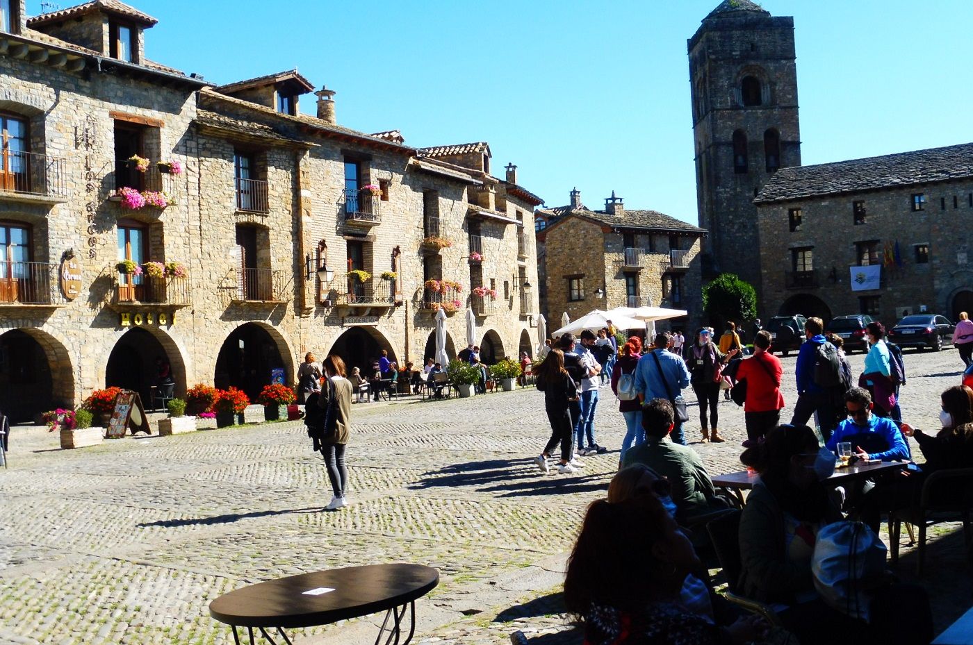 Preocupación e incertidumbre del sector de la hostelería y restauración del Sobrarbe.
