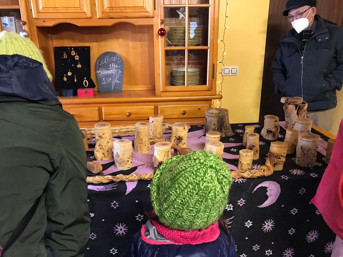 Regalos artesanales para la Navidad en San Juan de Plan