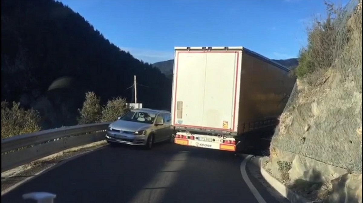 Se adjudica la redacción del proyecto de la N260 entre el túnel de