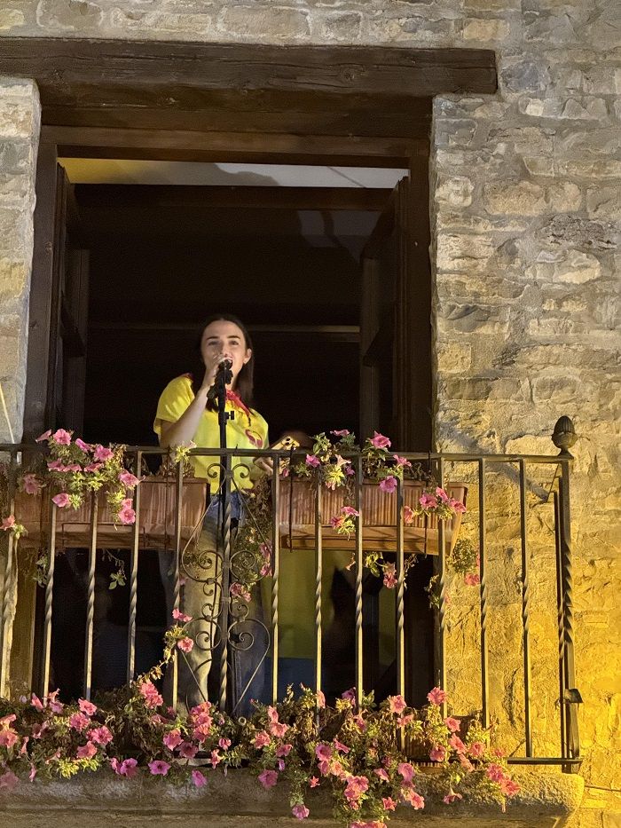 La joven atleta María Aso pregonera de las fiestas de Aínsa - Sobrarbe ...