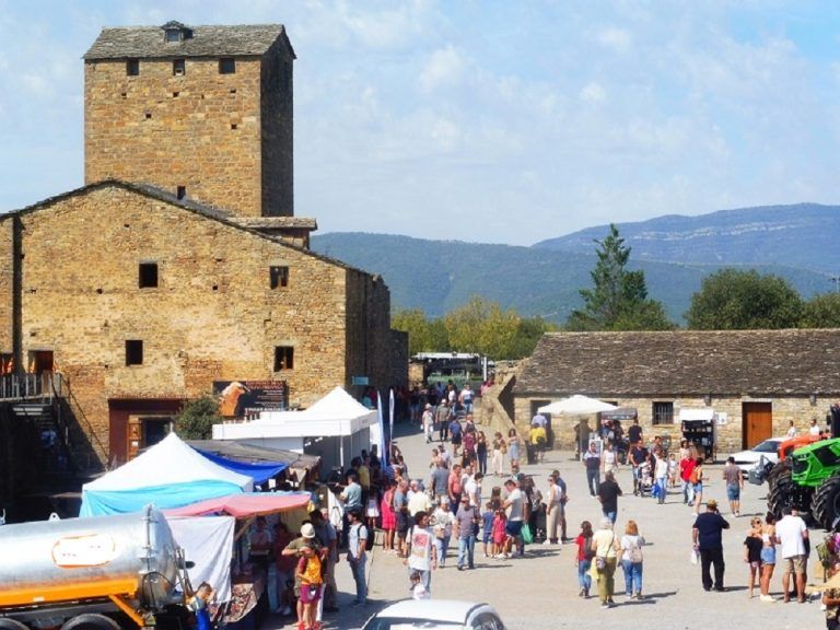 Aínsa acoge la primera edición de los Festivales de la Biodiversidad ...