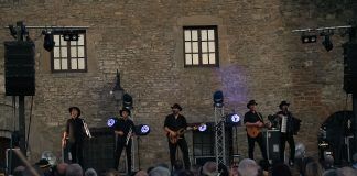 Rancheras y vinos de autor cierran el fin de semana más multitudinario del Festival Castillo de Aínsa
