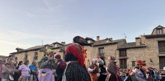 Aínsa despide sus fiestas en el día grande dedicado a sus tradiciones