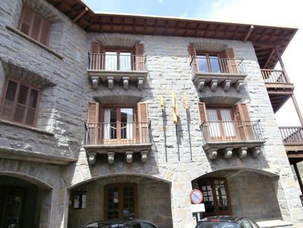 ayuntamiento_de_boltana_1