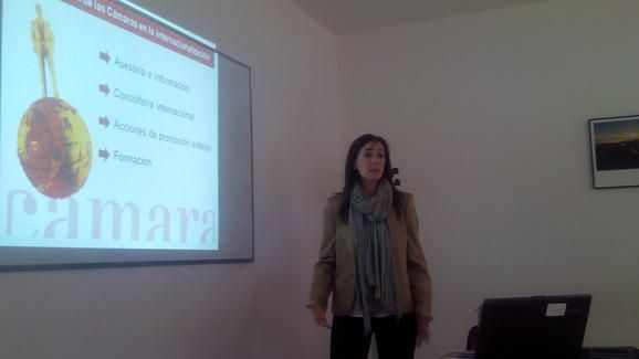 camara_charla_en_ainsa_sept
