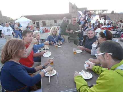 con_mucho_gente_de_andorra