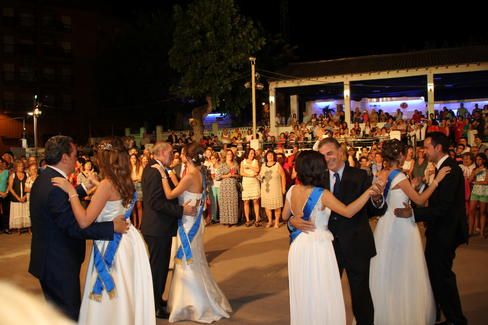damas_barbastro_bailando_2016