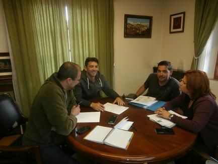 equipo_de_gobierno_de_ainsa_primera_reunion