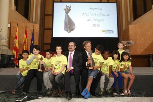 guardianes_de_la_tierra_con_presi_aragon_2016