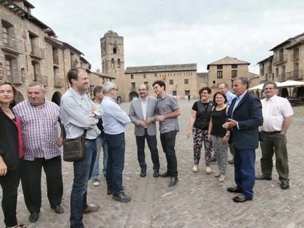 javier_lamban_visita_candidatura_ainsa