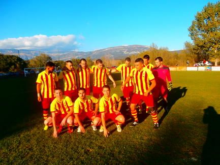 la_fueva_equipo_posando_despistado_oct_2016