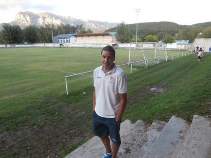 mario_vicien_entrenador_monzon_agosto