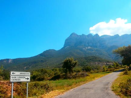 pena_montanesa_desde_araguas_julio_15_0
