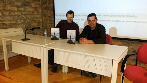 pep_gracia_y_el_escritor_carlos_calvera