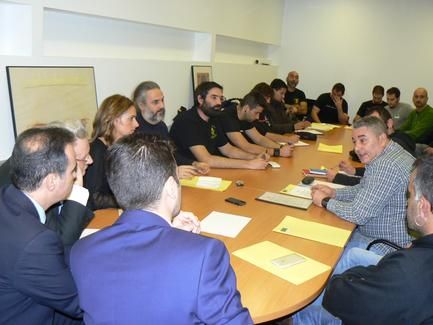 reunion_psoe_y_brigada_de_refuerzos_forestales