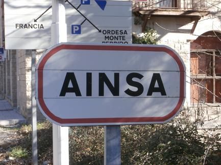 senalizacion_ainsa_entrada